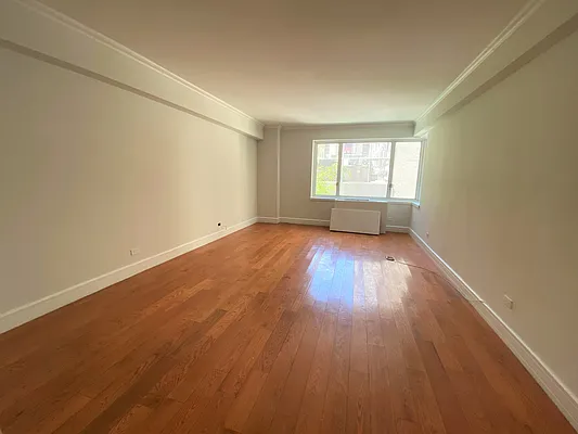 Rented by 165 E 66 Street Residential Owner LLC | media 1