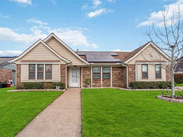 5222 Glenvalley Drive, La Porte, TX 77571
