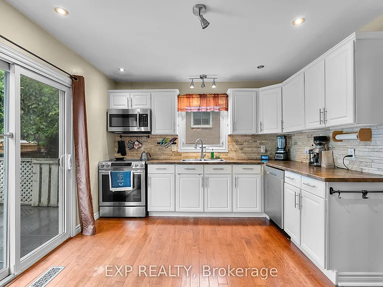 3 Briarsdale Cres — Photo 10