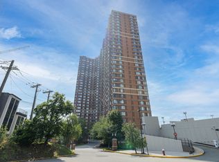 100 Old Palisade Rd APT 2811, Fort Lee, NJ 07024