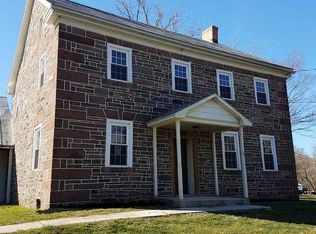 6200 Big Mount Rd #B, Dover, PA 17315