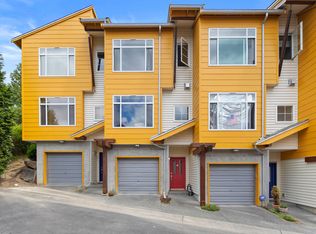 7422 Newcastle Golf Club Rd UNIT B, Renton, WA 98059