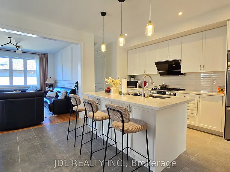 87 Albert Newell Dr — Photo 6