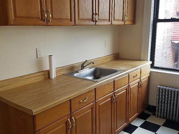 2nd image of 803 E 233rd St APT 3