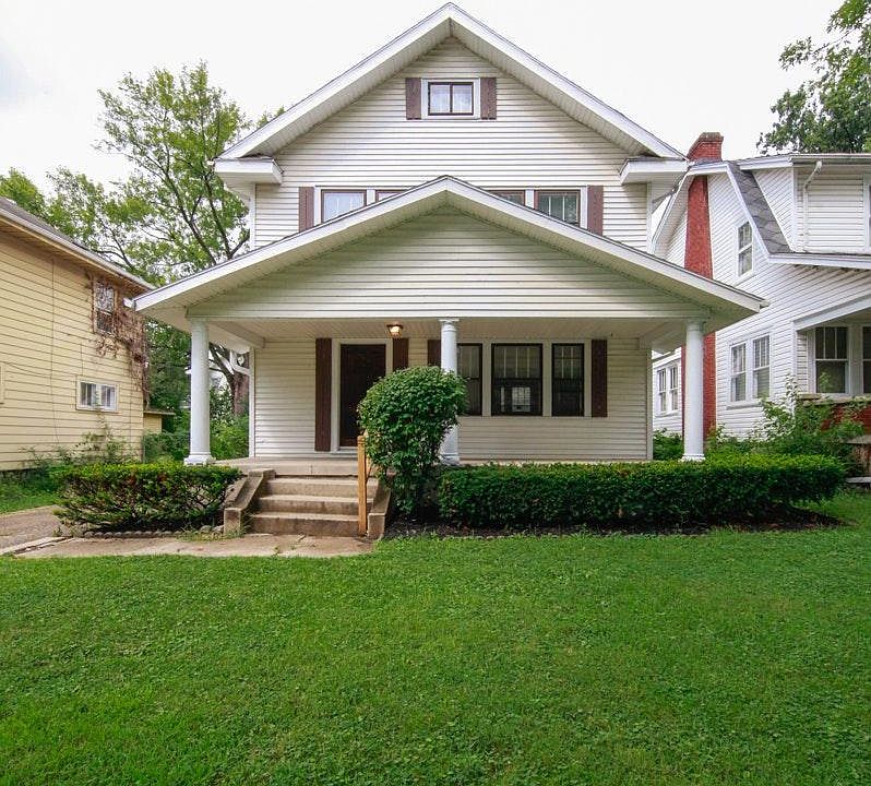 1st image of 409 Willowwood Dr