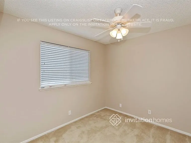 624 Flagstaff Ct — Photo 10