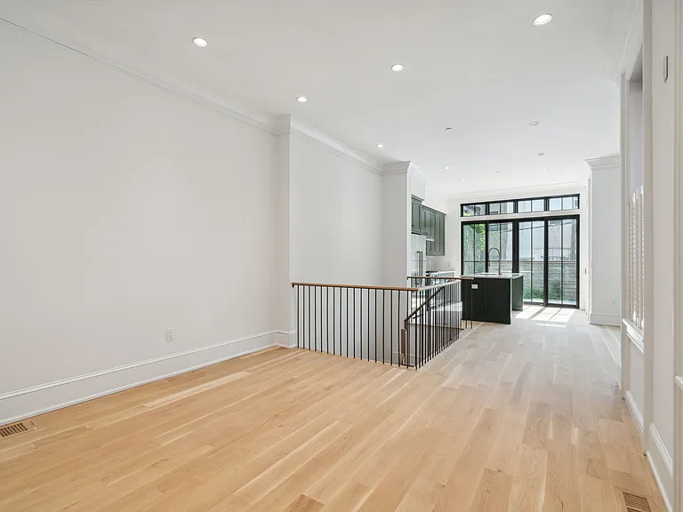 1227 N 6th St #B — Photo 22