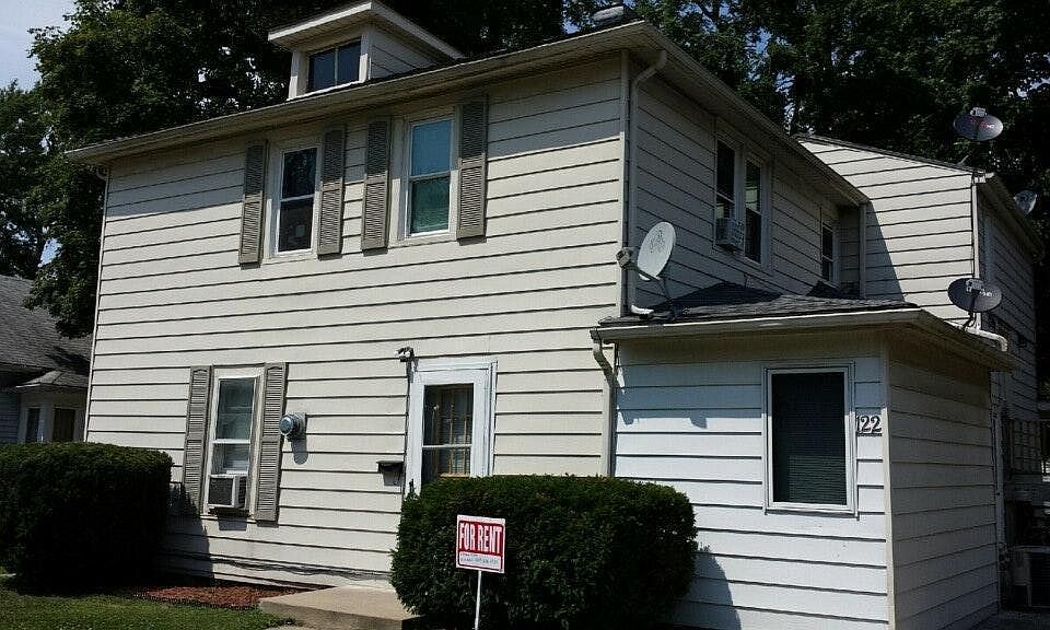 Street view from your offstreet parking space on Porter Ave.