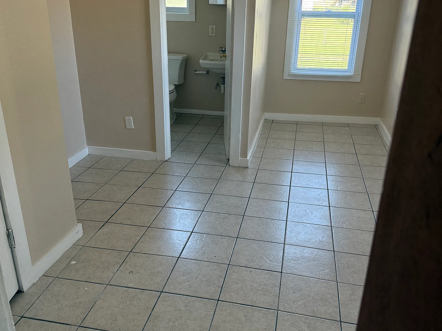 1 bed, $525 — Photo 2