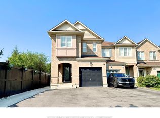 18 Silverwood Cir, Ajax, ON L1Z 0A2