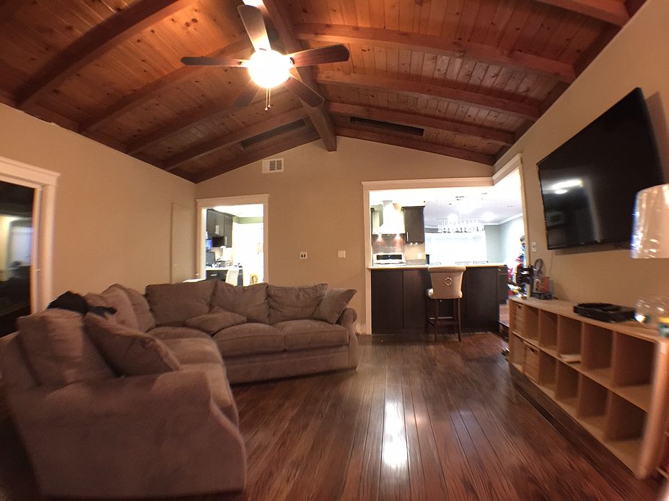 1st image of 4109 W 183rd St