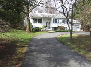 10 Bruce St, New Paltz, NY 12561