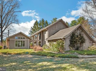 5997 Stovers Mill Rd, Doylestown, PA 18902