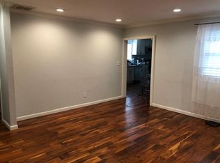 22 N Evergreen Dr, Selden, NY 11784