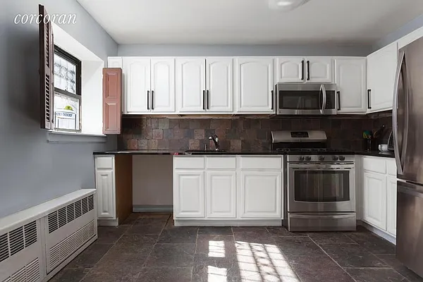 Rented by R New York | media 4