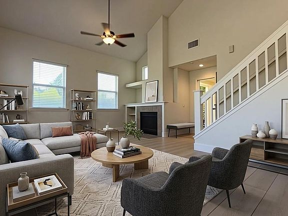 3rd image of 9233 Laguna Pointe Way