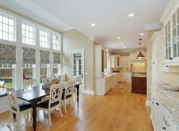 5th image of 1800 Hilltop Ln