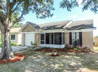 1913 Crown Park Dr, Valrico, FL 33594