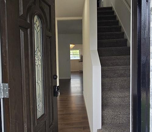 5th image of 4032 Main St