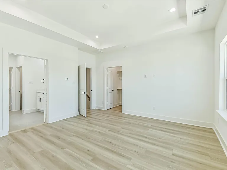 5703 Balbo St #F — Photo 26