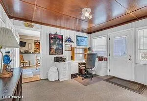 411 Butterfly Rd — Photo 22