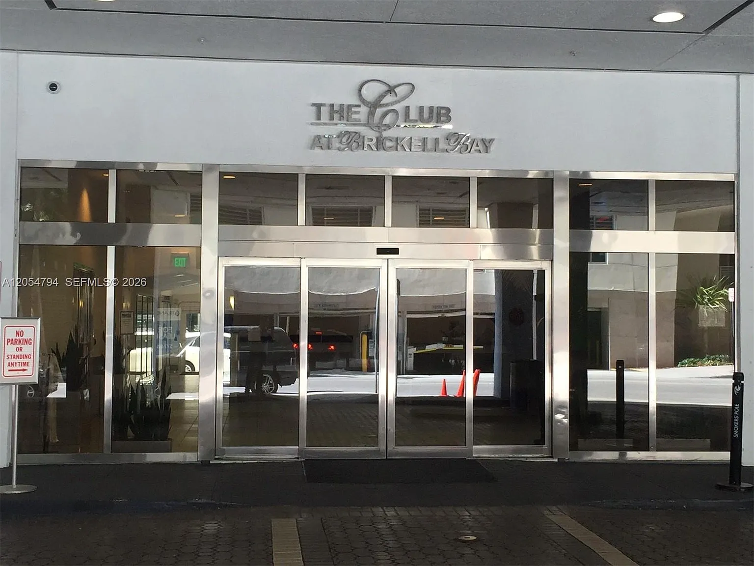 The Club At Brickell Bay — Photo 2
