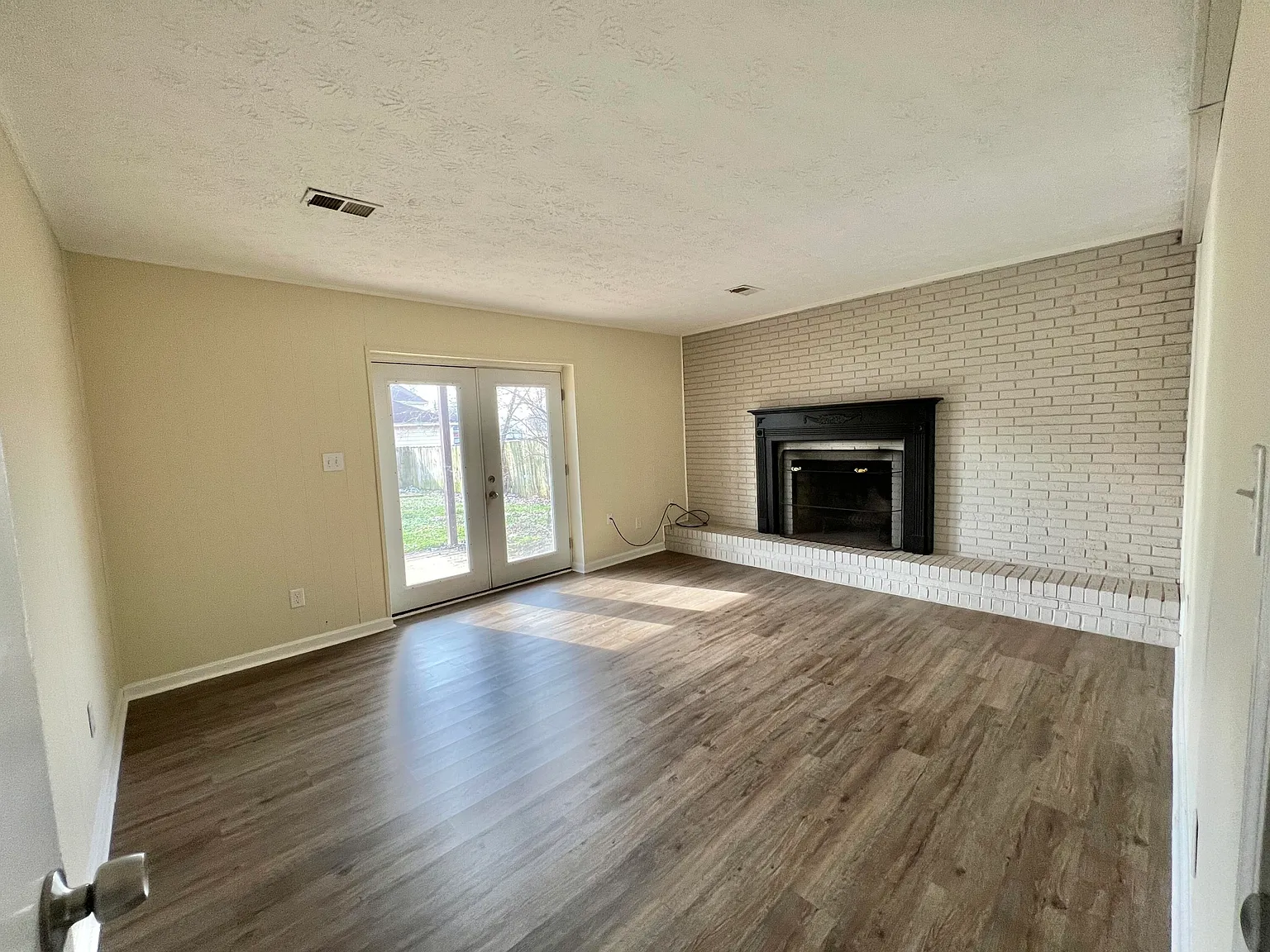 3 bed, 1580 sqft, $1,750 — Photo 4
