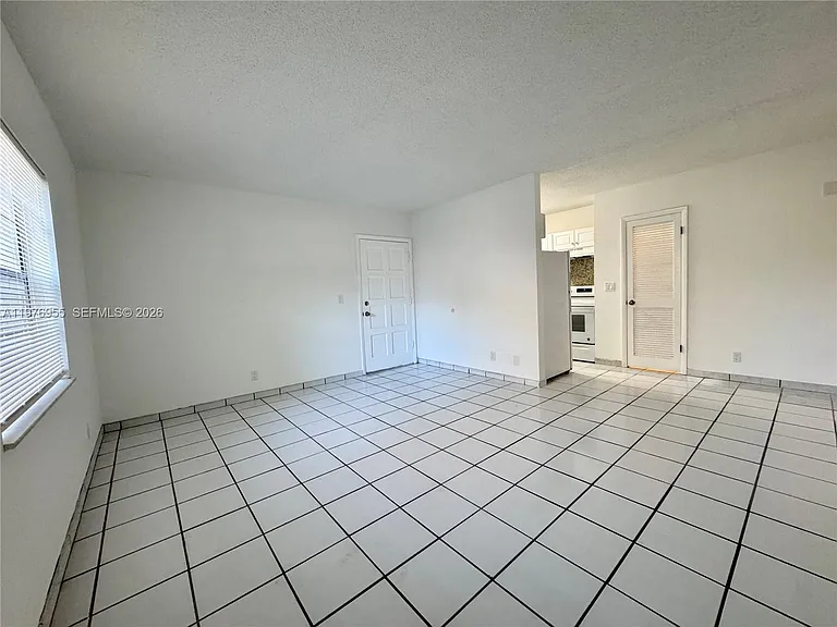 4140 Woodside Dr #107 — Photo 13