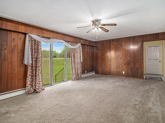 5th image of 826 W Shelby Rd