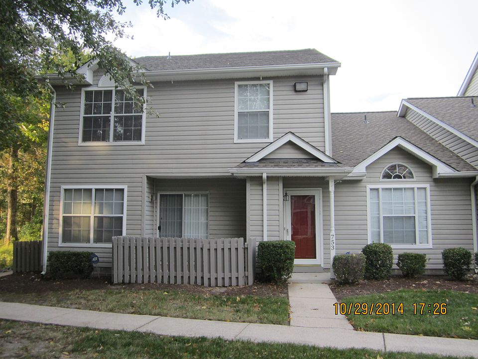 1st image of 753 Whistling Swan Dr