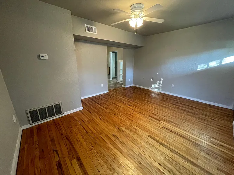 1410 Ashwood Rd — Photo 13