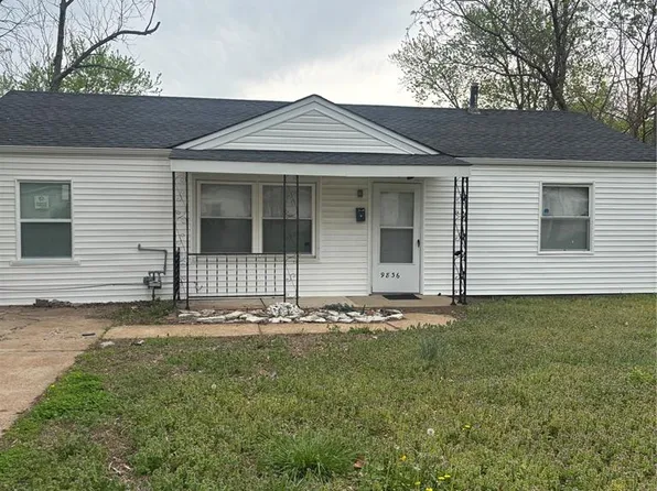 9836 Lorna Ln, Saint Louis, MO 63136