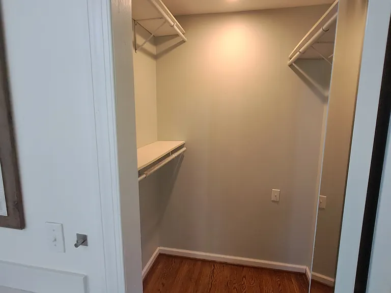 568 Valleywood Dr — Photo 19