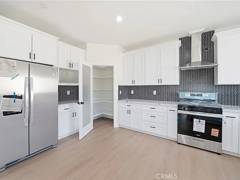 16315 Orick Ave — Photo 2