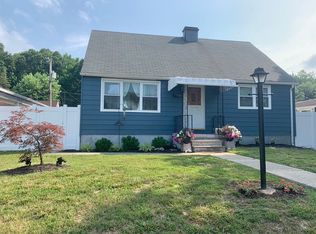 7706 Seekford Rd, Baltimore, MD 21219