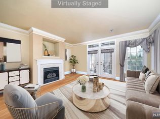 8210 Harcourt Rd, Clifton, NJ 07013