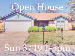 1729 Prince Dr, Benbrook, TX 76126