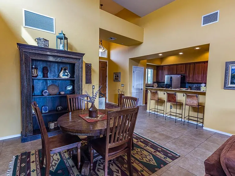 4402 W Cloud Ranch Pl — Photo 8
