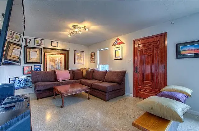7103 Twin Crest Dr — Photo 1