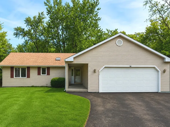 (undisclosed Address), Grayslake, IL 60030