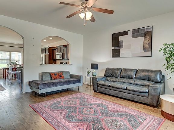 5th image of 311 Stratford Park Blvd