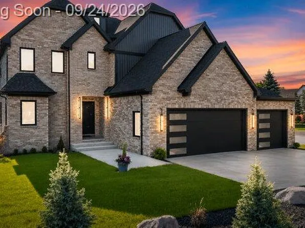 67525 Hartway Rd, Ray, MI 48096