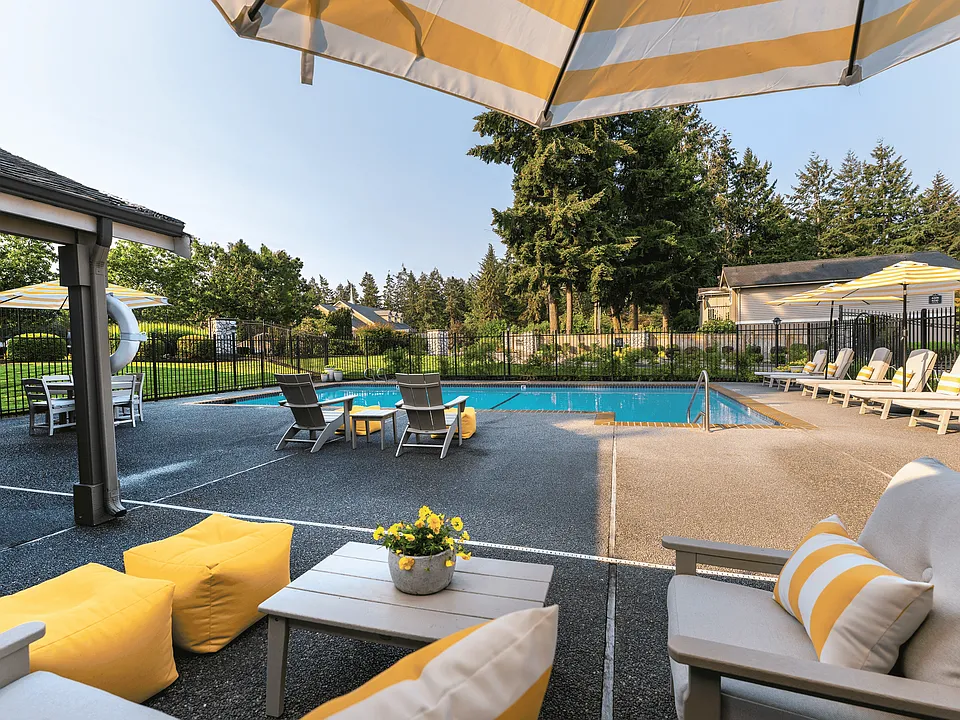 Stonegate Apartments