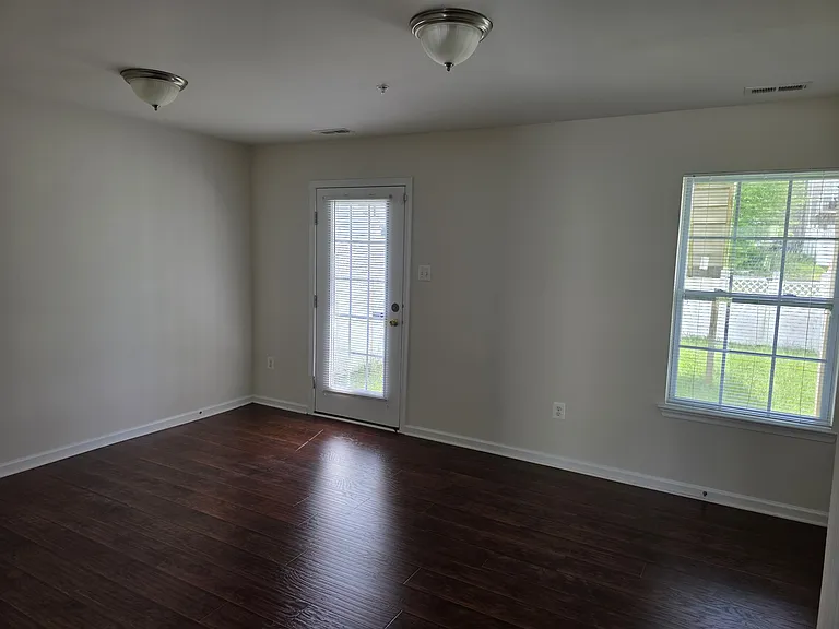 3715 Peace Chance Dr — Photo 4