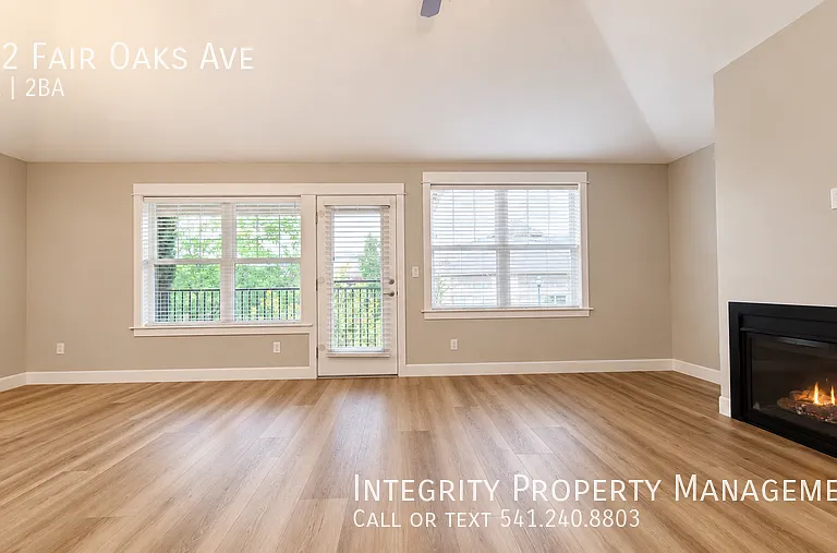 562 Fair Oaks Ave — Photo 11