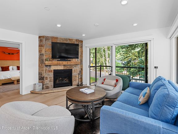 3rd image of 400 Wood Rd #1112D-1111D