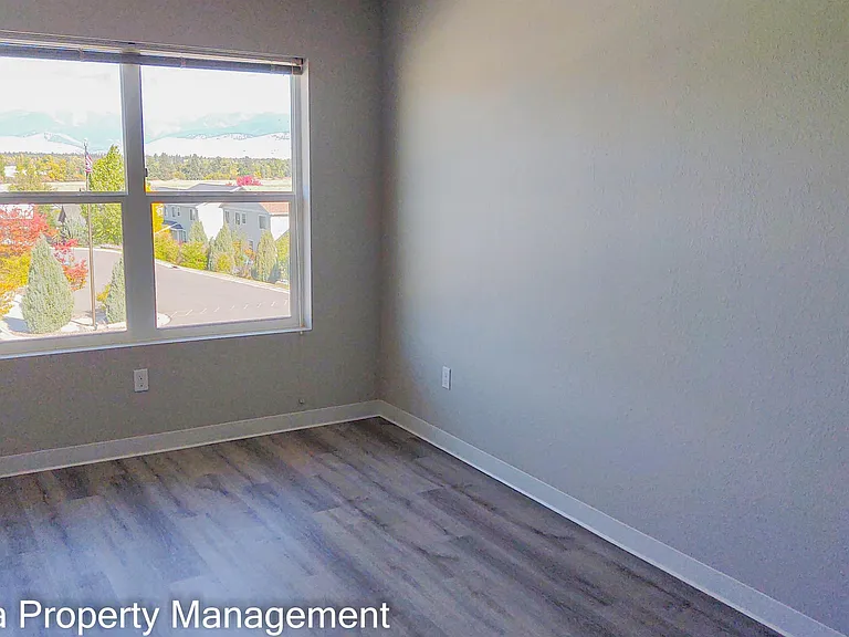 Jenny Place Apartments — Photo 5