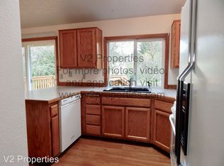 631 SW Nancy Ct, Gresham, OR 97030