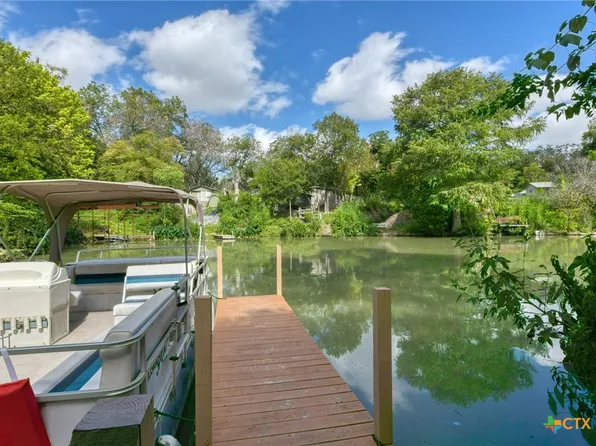 331 River Bend Dr, New Braunfels, TX 78130