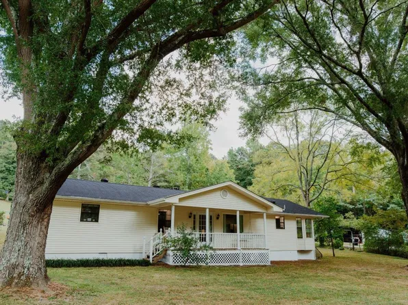 202 Keith Rd, Tunnel Hill, GA 30755